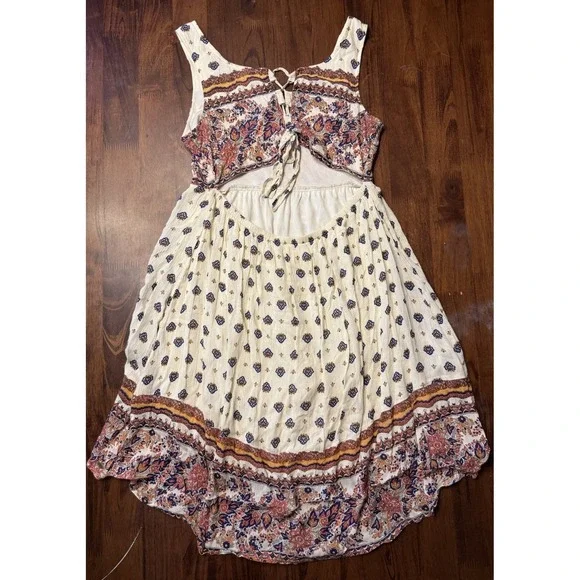 O'Neill Boho Mini Dress Small Cream Floral Festival Tie Back - Picture 2 of 7